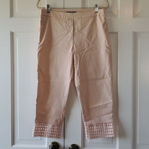 ZAC & RACHEL BLUSH PINK CAPRI CROPPED PANTS LACE BOTTOM SIZE 8 PULL ON ELASTIC